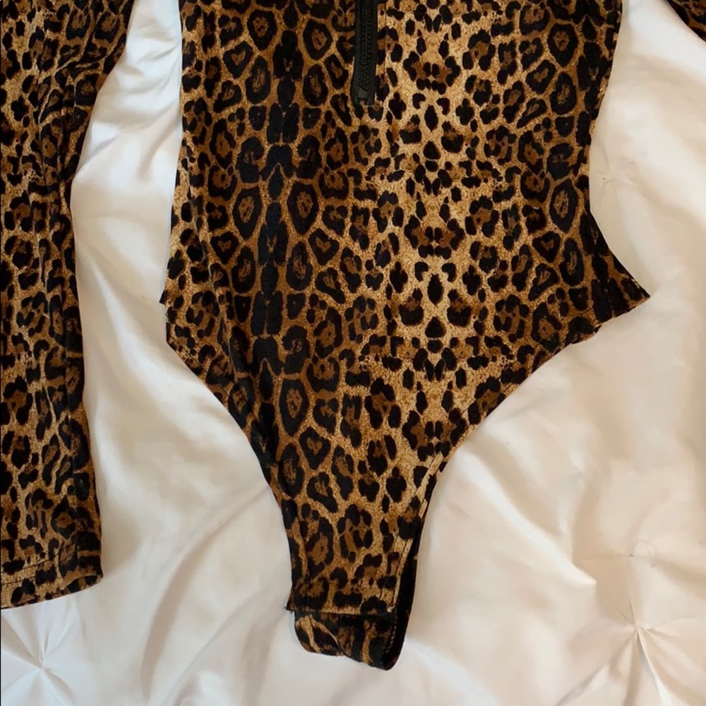 Jaguar Printed Bodysuit - Picture 5 of 8